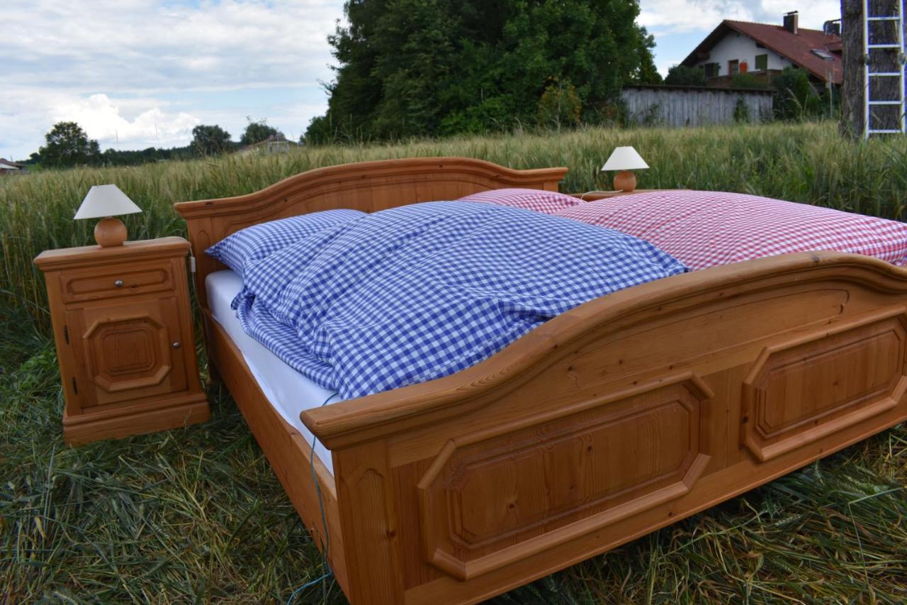 Отель Open Air, Bett Im Kornfeld Finning Экстерьер фото