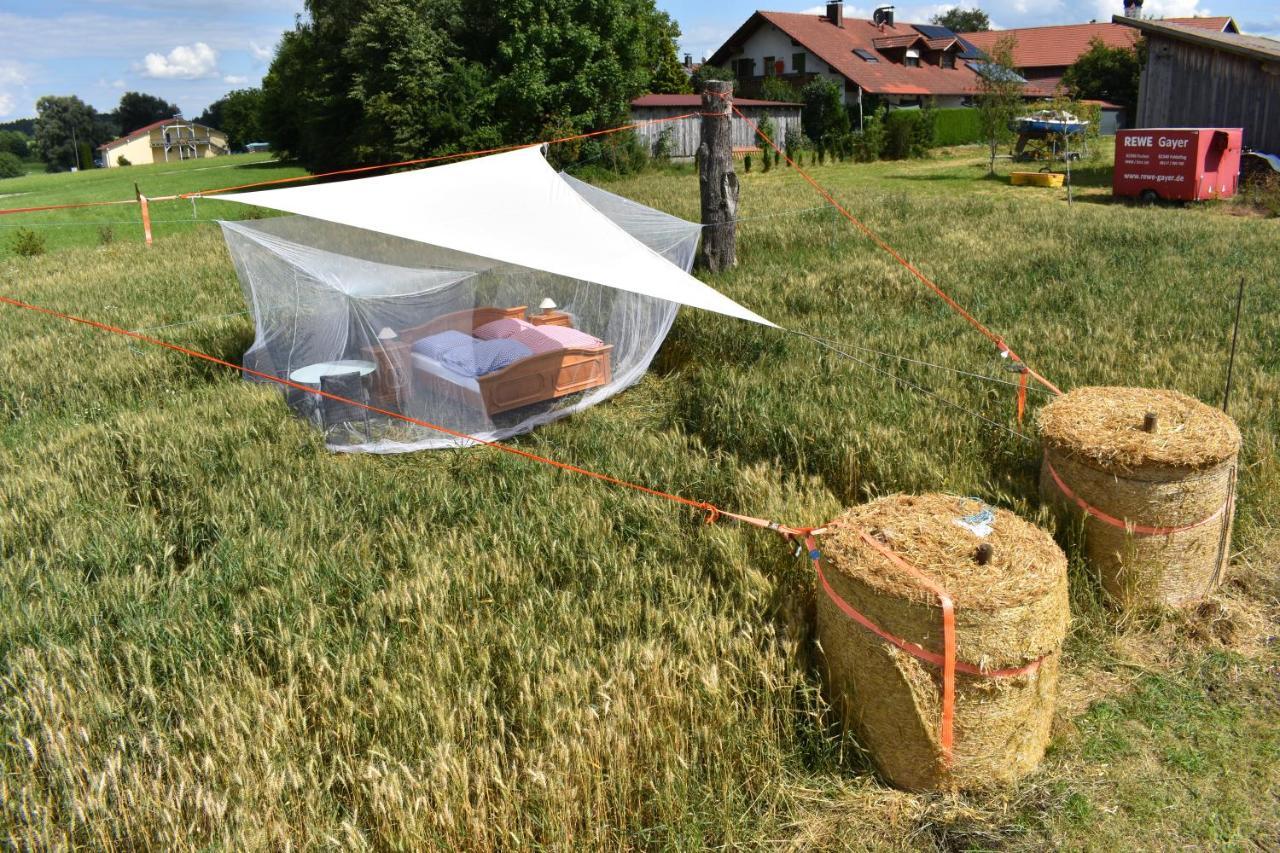 Отель Open Air, Bett Im Kornfeld Finning Экстерьер фото
